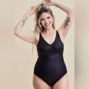 KNIX The Papaya Bodysuit Black Women’s Thong Large +